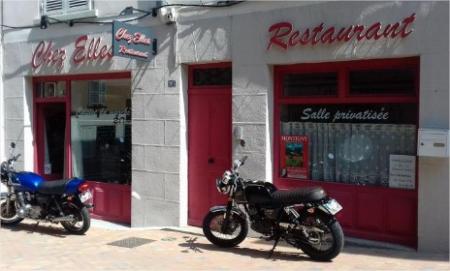 28 - x RESTAURANT CHEZ ELLE, ((Salon de Coiffure)) 100m² - A VENDRE - 203 RUE ROLAND , VILLEFRANCHE-SUR-SAÔNE (69400)