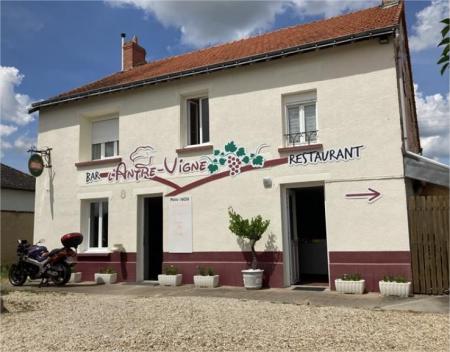 50 - x L'ANTRE VIGNE ((Salon de Coiffure)) - A VENDRE - SAZILLY (37220)