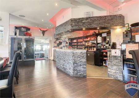 95 - x BAR, HÔTEL, RESTAURANT , ((Salon de Coiffure)) 400m² - A VENDRE - SUNDHOFFEN (68280)