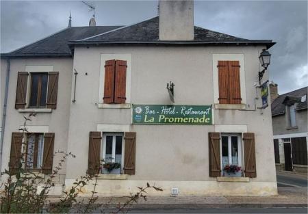 130 - x MURS COMMERCIAUX- HÔTEL DE LA PROMENADE, ((Salon de Coiffure)) 320m² - A VENDRE - POULAINES (36210)