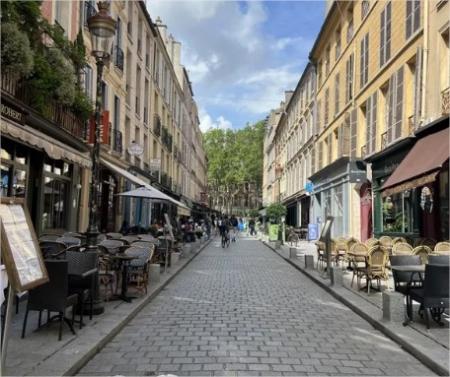 174 - x RESTAURANT 140 M² VERSAILLES, ((Salon de Coiffure)) 140m² - A VENDRE - QUARTIER SATORY, VERSAILLES (78000)