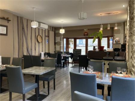 192 - x RESTAURANT 71 M², ((Salon de Coiffure)) 71m² - A VENDRE - LIMOGES (87000)