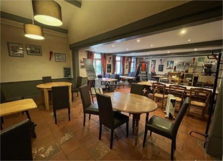 230 - x BAR - RESTAURANT 228 M², ((Salon de Coiffure)) 228m² - A VENDRE - ATTICHES (59551)