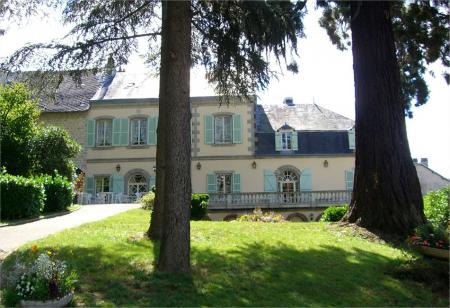375 - x LE COQ EN PATE, (()) 680m² - A VENDRE - 2 RUE DE POMMEIL, GUERET (23000)