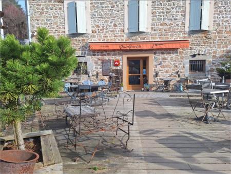 374 - x LA GUINGUETTE, (()) 90m² - A VENDRE - 1 PLACE DU HAUT FOREZ, NOIRÉTABLE (42440)